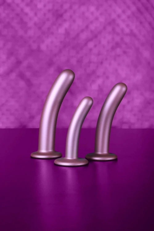dildo Smooth Silicone Ouch!