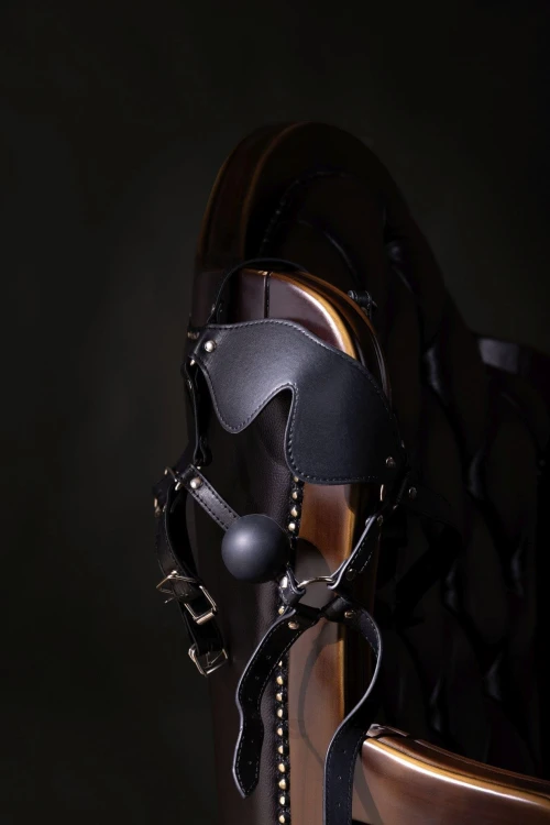 knebel Blindfolded Head Harness with Solid Ball Gag - Black