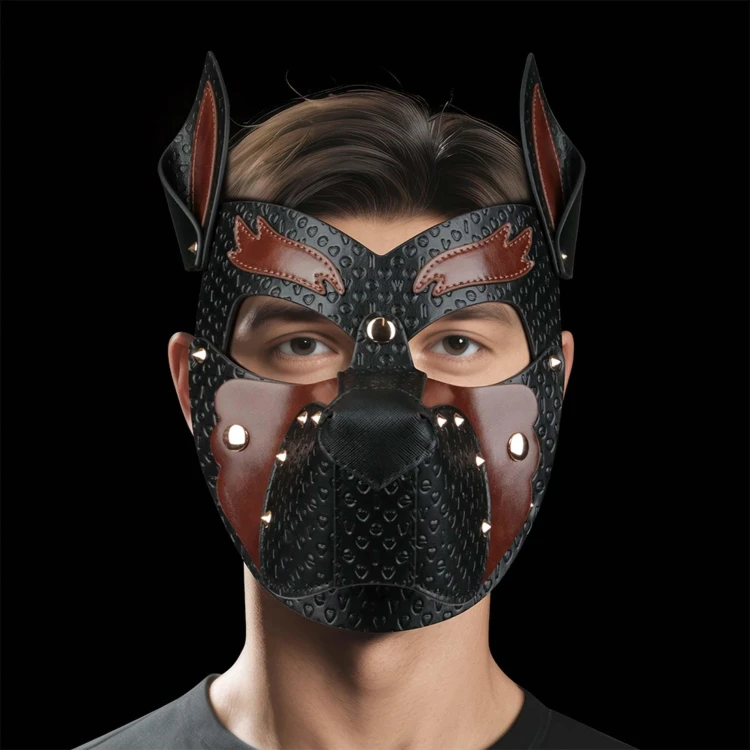 maska Rebellion Reign Howl Pup Mask