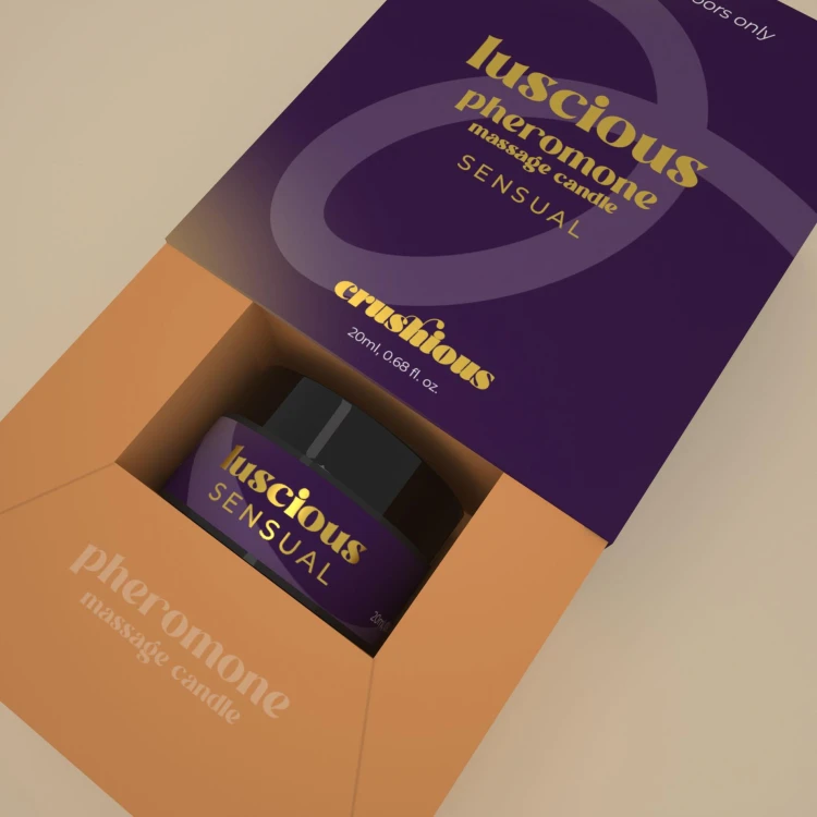 świeca do masażu CRUSHIOUS LUSCIOUS MASSAGE CANDLE WITH PHEROMONES AND SENSUAL AROMA