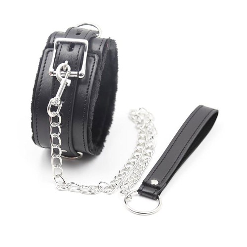 Obroża-ze-smyczą-Collar-With-Metal-Leash-Odważna-na-szyję-z-możliwością-regulacji.jpg