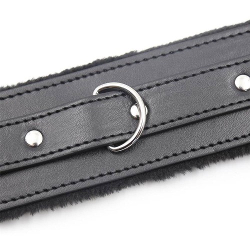 Obroża-ze-smyczą-Collar-With-Metal-Leash-Odważna-na-szyję-z-możliwością-regulacji.jpg