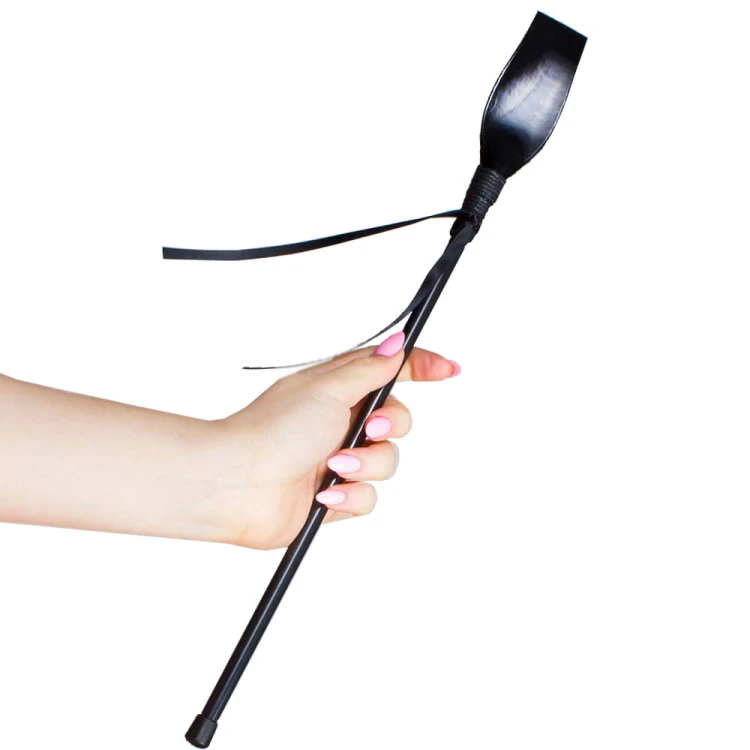 Czarna-packa-z-lakierowanej-skóry-Black-Riding-Crop-Erotyczna-packa-do-wymierzania-kar-Trwała-odporna-na-zużycie.jpg