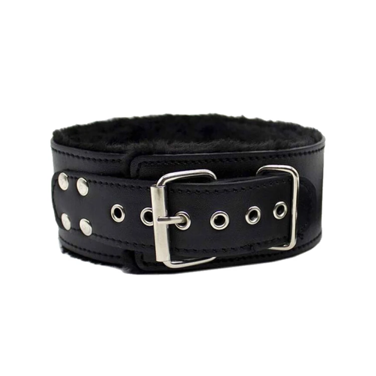 Erotyczny-zestaw-BDSM-Gadżety-erotyczne-my-First-Fetish-Kit-Black-7-części.jpg
