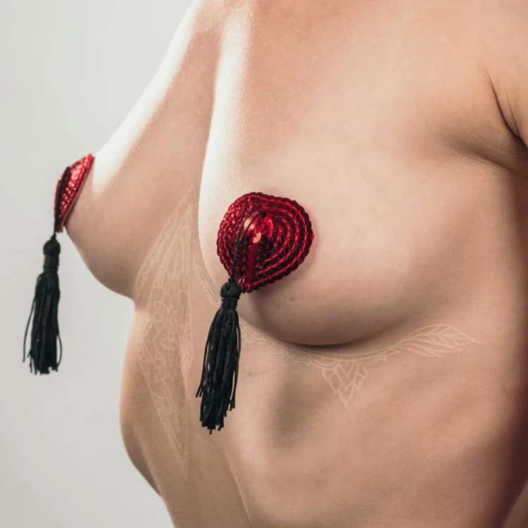Cekinowe-nasutniki-z-cekinami-w-kuszącym-czerwonym-kolorze-Burlesque-Gipsy-Red.jpg