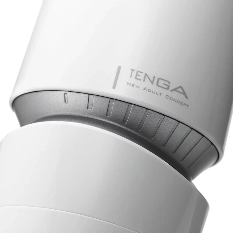Masturbator-wielokrotnego-użytku-z-regulacją-efektu-ssania-Aero-Silver-Ring.jpg