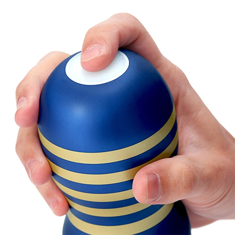 miękka-elastyczna-Pochwa-w-dyskretnej-tubie-do-masturbacji-Premium-Original-Vacuum-Cup.jpg