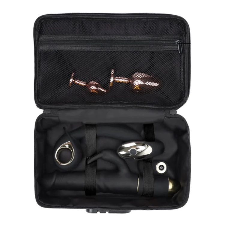 Kuferek-na-akcesoria-erotyczne-Zamykany-na-szyfr-Discreet-Box-Luxury-Gold.jpg
