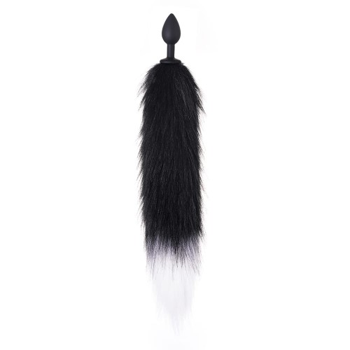 Korek-analny-z-czarno-białą-kitką-Furry-Anal-Plug-Zmysłowy-design.jpg